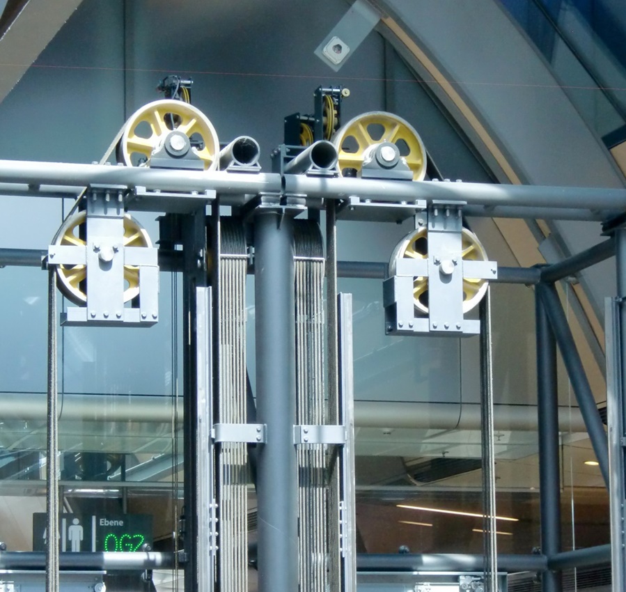 Emin Makina Asansör, Dişli İmalatı, Dişli Çeşitleri, Konik Helisel / Ayna Mahruti, Helis Dişli, Düz Dişli, Konik Dişli, Çavuş Dişli, Zincir Dişli, Sonsuz Dişli Grubu, Çember Dişli, Asansör Kasnak İmalatı, Makine Tamir Bakım, Tüm Redüktör Revizyonları, Kaplin Grupları, Tüm Torna İşleri, Yürüyen Merdiven Aksanları: Yedek Parça, Yürüyen Merdiven Makine Motor Revizyonu, Makine Yedek Parçaları